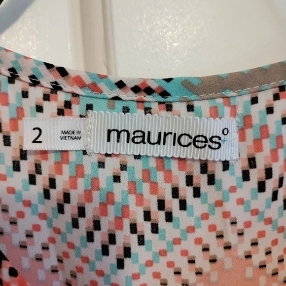 Maurices western boho style blouse zig zag print size 2X (2) - Picture 5 of 7